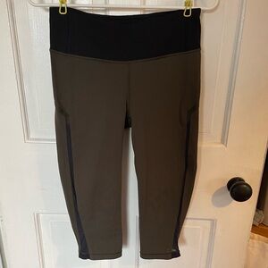 Lululemon Smooth Stride Crop
